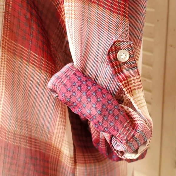Band of Gypsies Plaid Button Down Shirt - Red and Cream - Picture 8 of 9